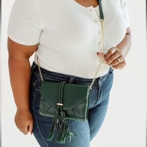 NWT Green Crossbody Purse With Gold Accents Tassel Magnetic Closure